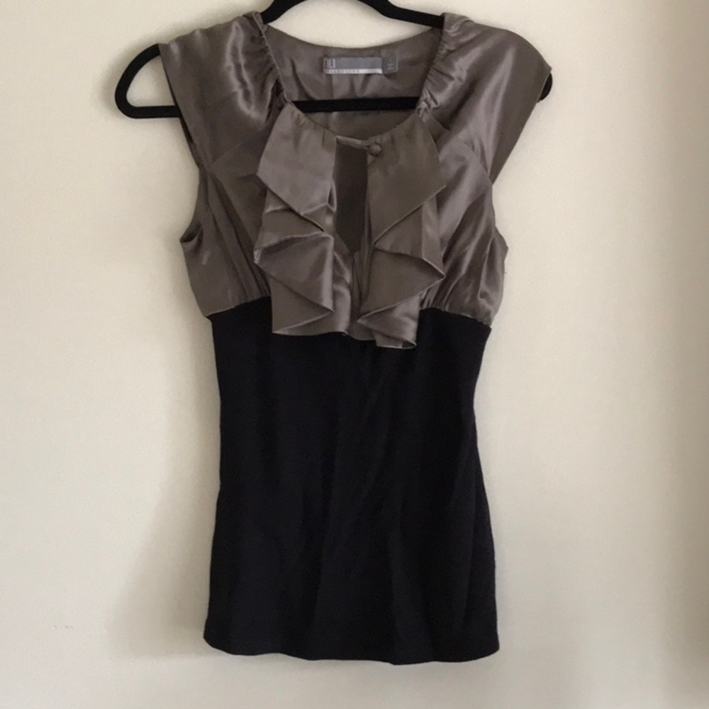 Nu Collective Satin Fitted Taupe and Black Top S